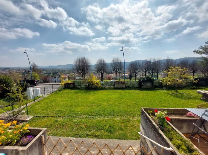 Image No.2-4 Bed Property for sale