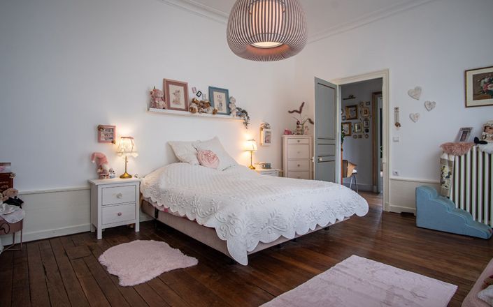 Image No.11-5 Bed House for sale