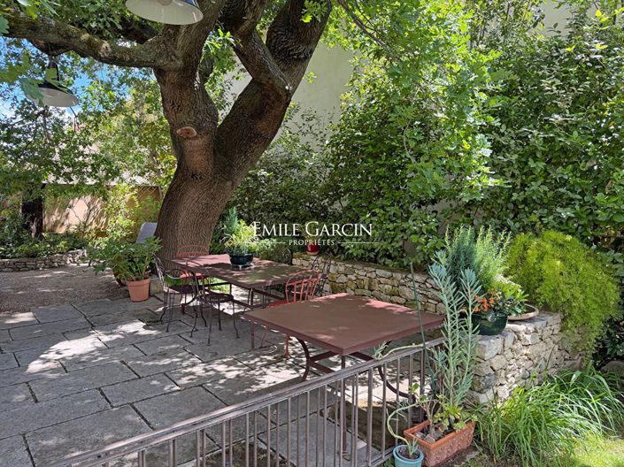 Image No.8-5 Bed House for sale