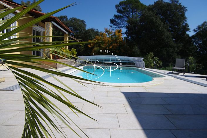Image No.5-4 Bed House for sale