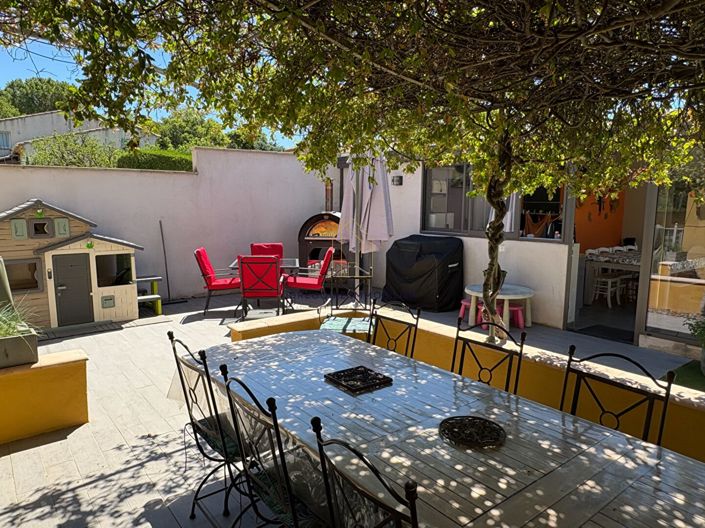 Image No.4-4 Bed House for sale