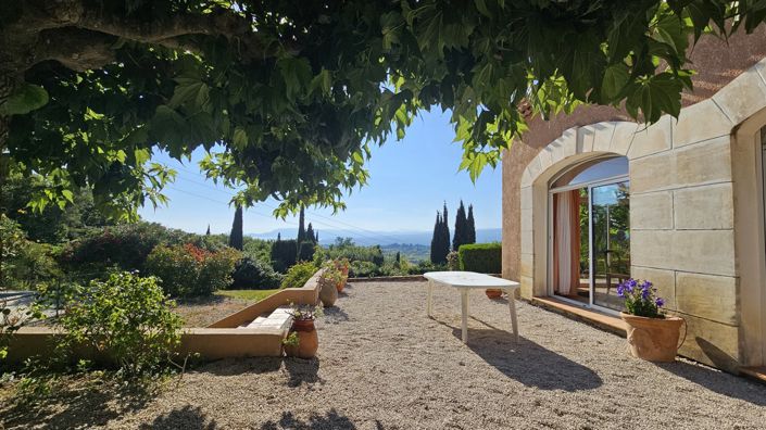 Image No.3-6 Bed House for sale