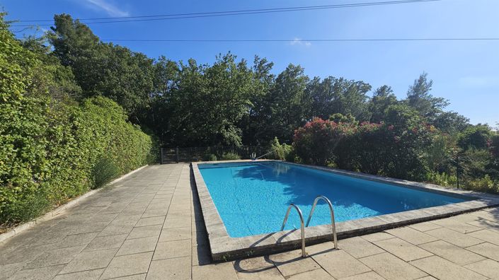 Image No.7-6 Bed House for sale