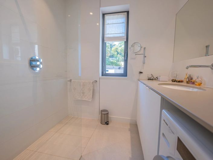 Image No.9-3 Bed Apartment for sale