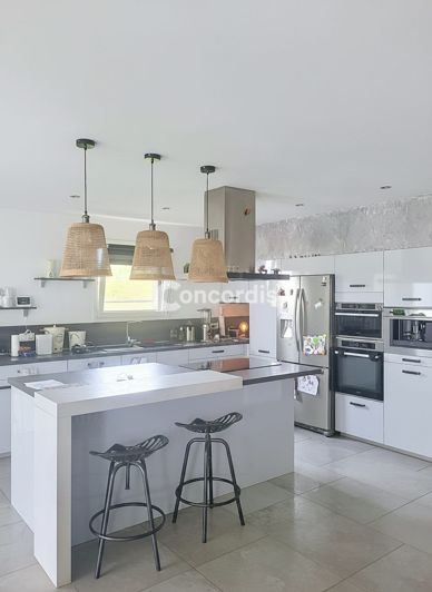 Image No.4-3 Bed House for sale