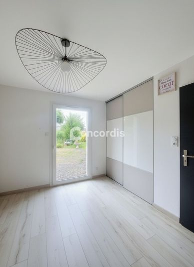 Image No.6-3 Bed House for sale
