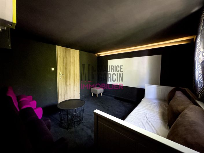Image No.6-4 Bed House for sale