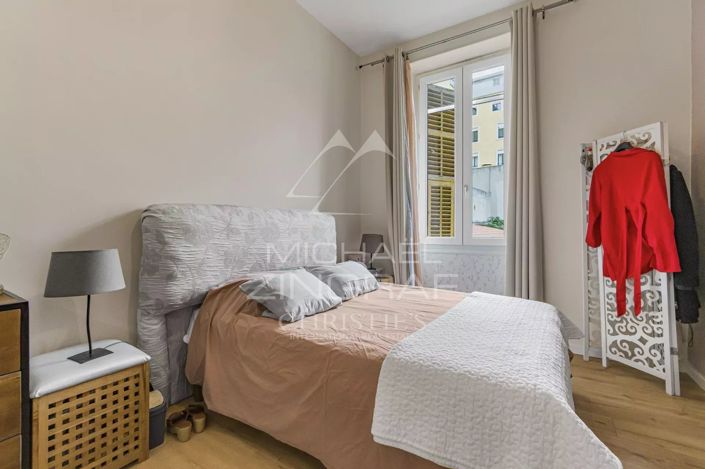 Image No.9-1 Bed Apartment for sale