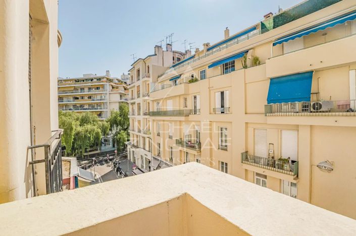 Image No.6-Appartement de 1 chambre à vendre à Nice
