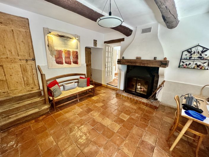 Image No.16-5 Bed House for sale