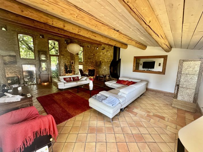 Image No.5-5 Bed House for sale
