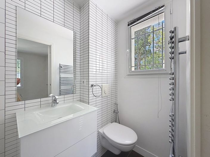 Image No.17-5 Bed House for sale