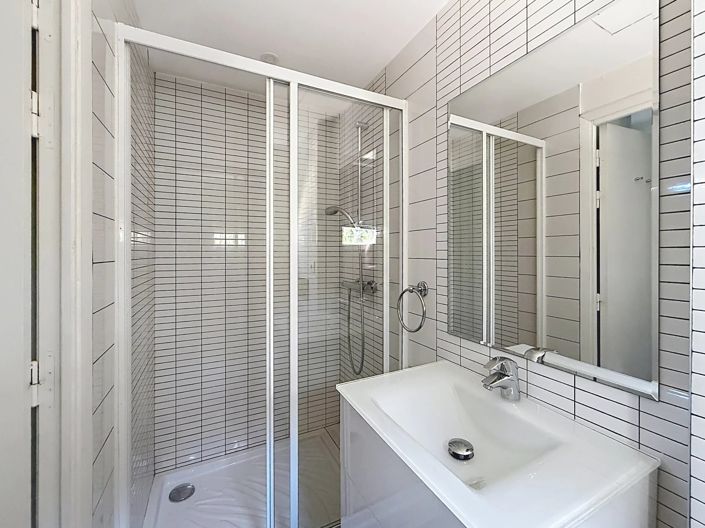 Image No.19-5 Bed House for sale