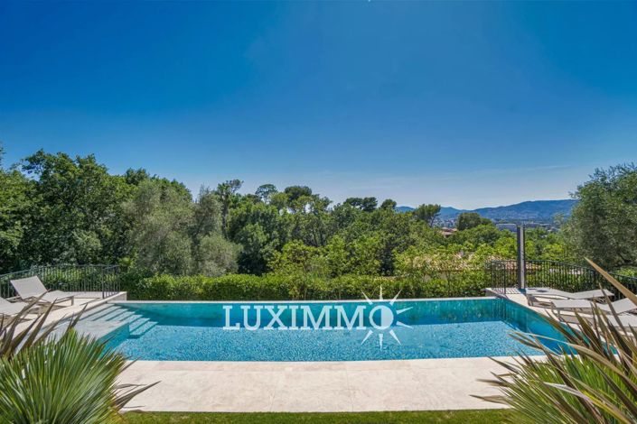 Image No.2-5 Bed House for sale