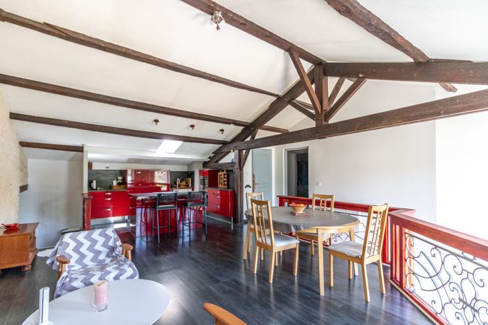 Image No.4-6 Bed House for sale