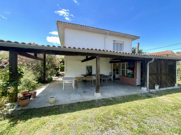 Image No.16-5 Bed House for sale