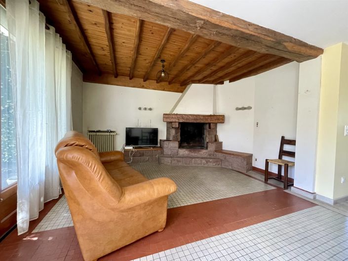 Image No.2-5 Bed House for sale