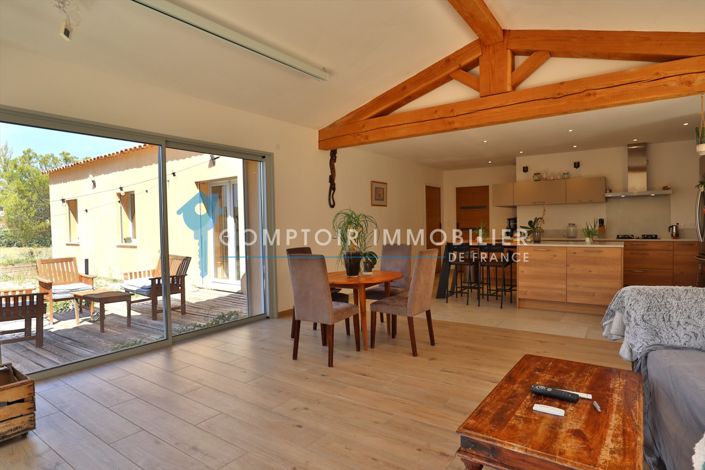 Image No.2-Maison de 4 chambres à vendre à Vaucluse