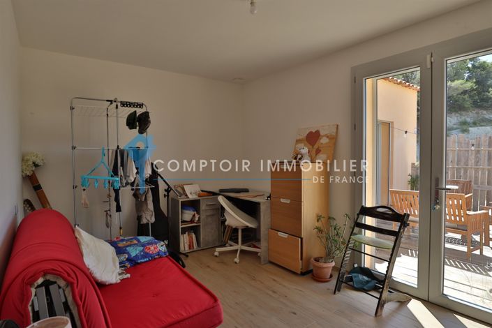 Image No.20-4 Bed House for sale
