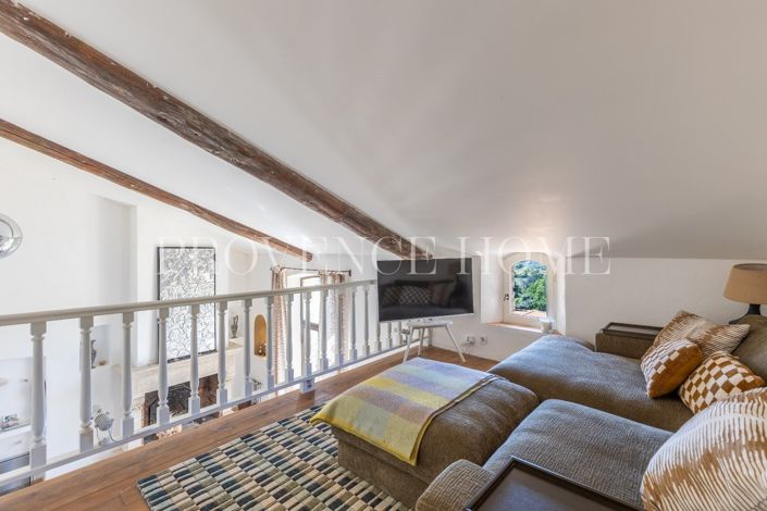 Image No.18-3 Bed House for sale