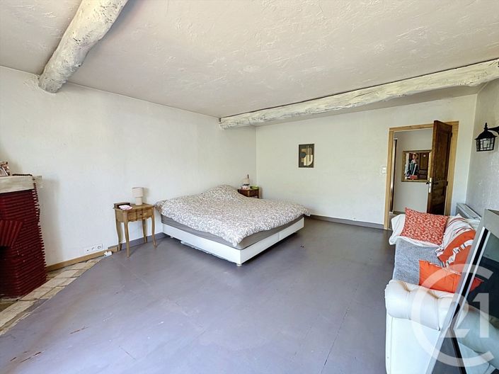 Image No.18-4 Bed House for sale