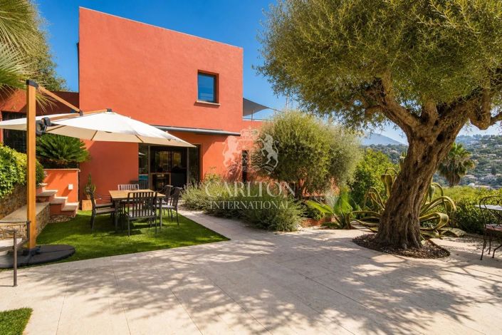 Image No.25-5 Bed House for sale