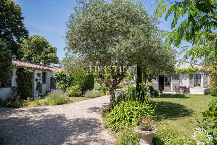 Image No.10-7 Bed House for sale