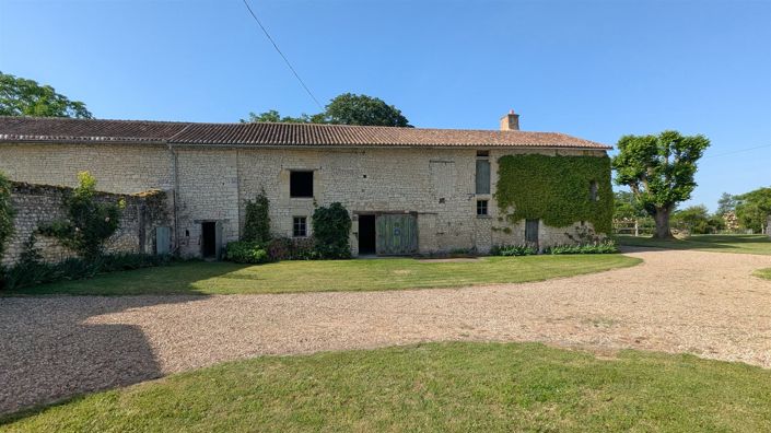 Image No.42-3 Bed House for sale