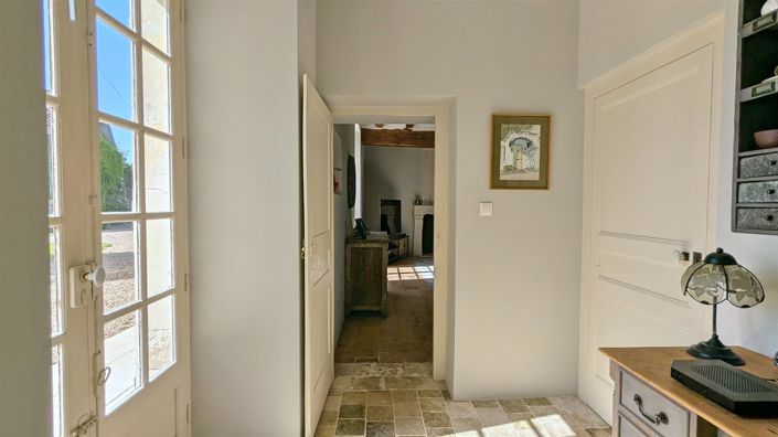 Image No.6-3 Bed House for sale