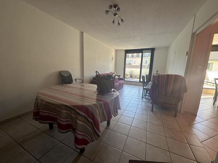 Image No.3-Appartement de 2 chambres à vendre à Cahors