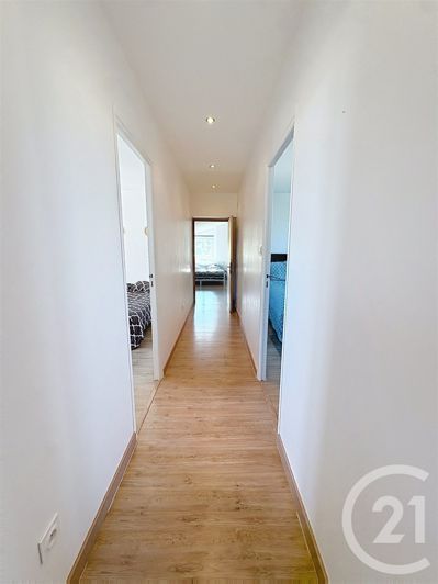 Image No.10-5 Bed House for sale