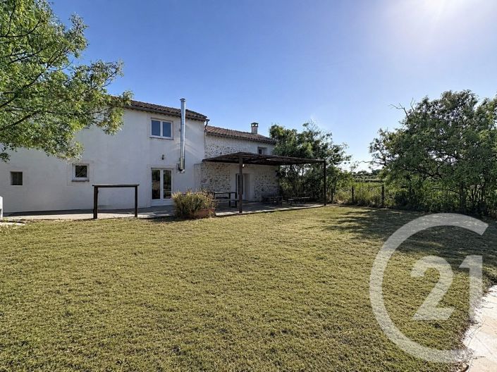 Image No.17-5 Bed House for sale