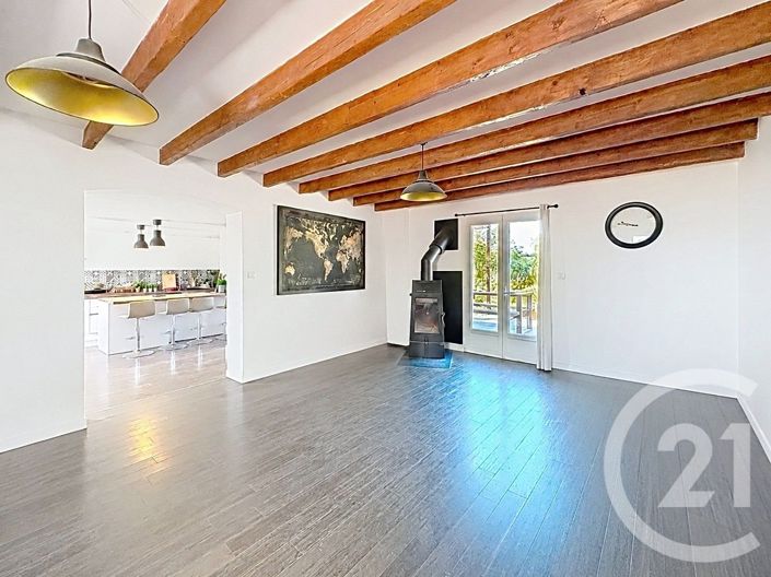 Image No.3-5 Bed House for sale