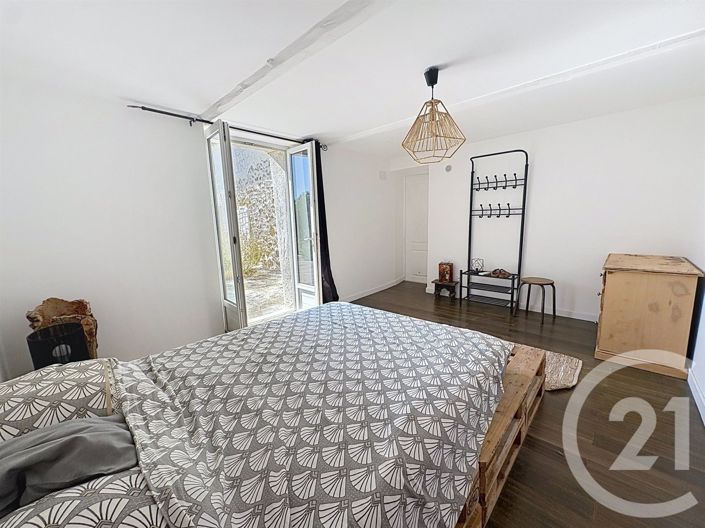 Image No.4-5 Bed House for sale