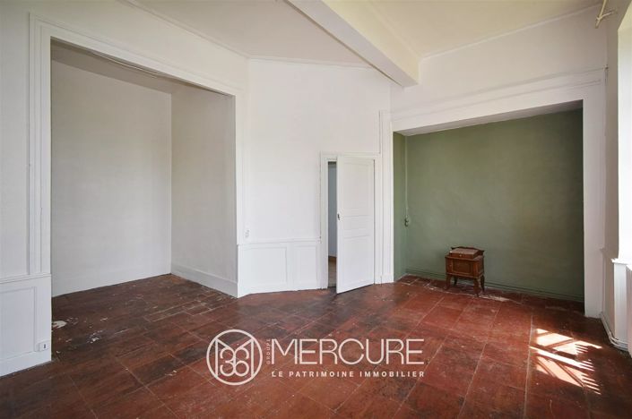 Image No.7-6 Bed House for sale