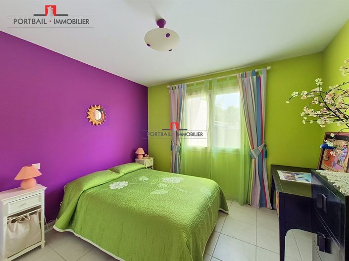 Image No.6-4 Bed House for sale