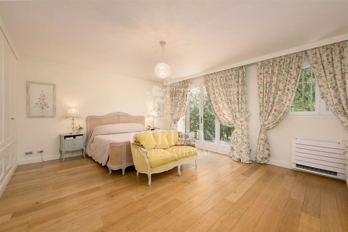 Image No.8-House for sale