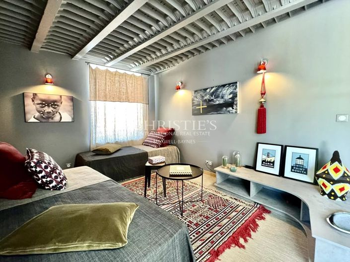 Image No.22-4 Bed House for sale