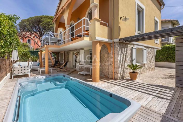 Image No.4-House for sale
