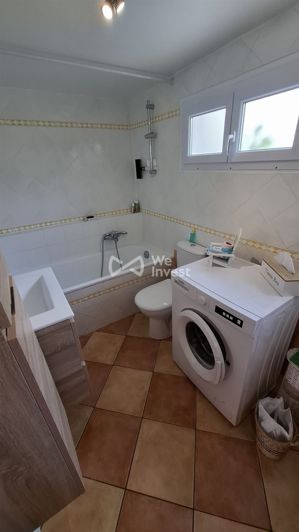 Image No.6-2 Bed House for sale