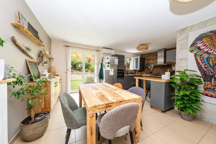 Image No.4-3 Bed House for sale