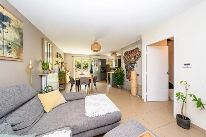 Image No.5-3 Bed House for sale