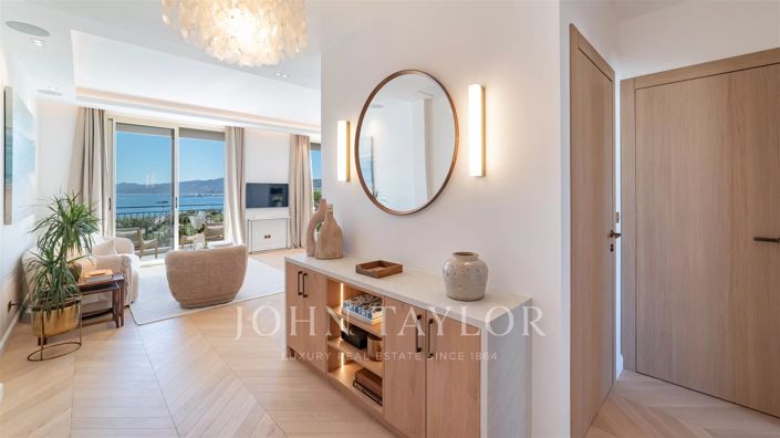 Image No.4-Appartement de 2 chambres à vendre à Cannes
