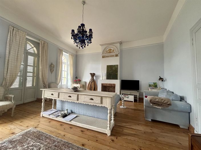 Image No.15-3 Bed House for sale