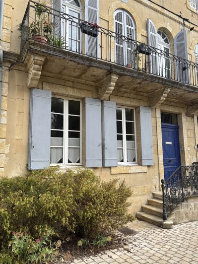 Image No.18-3 Bed House for sale