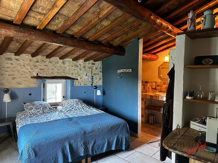 Image No.21-5 Bed House for sale