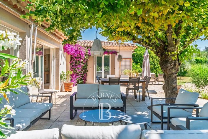 Image No.5-7 Bed House for sale