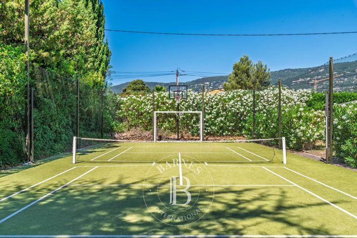 Image No.6-7 Bed House for sale