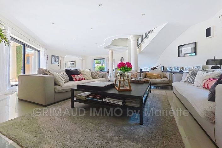 Image No.5-4 Bed House for sale