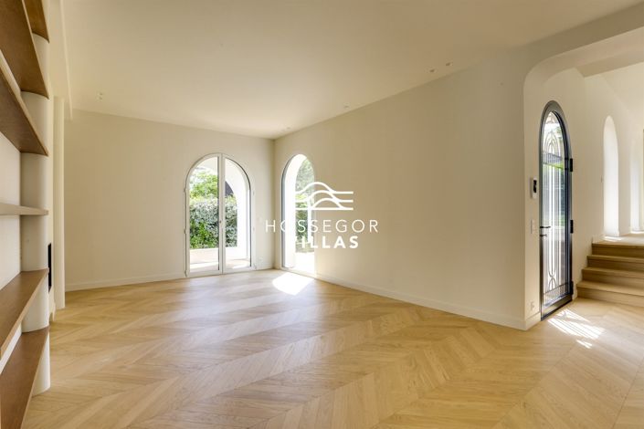 Image No.11-6 Bed House for sale